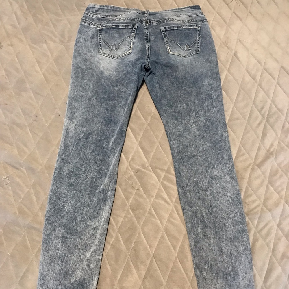 Jeans - Picture 5 of 6